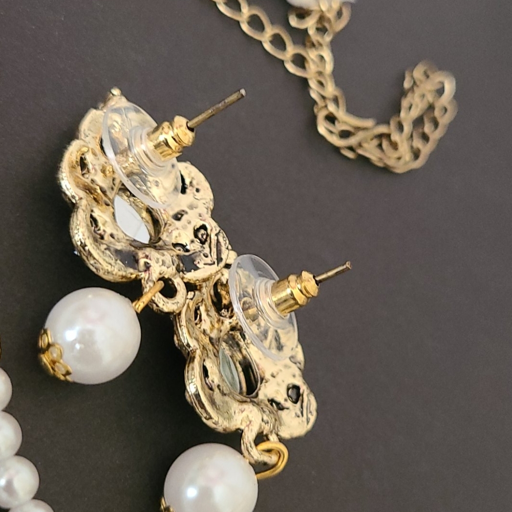 Pearl Necklace Set NIB - Picture 10 of 14